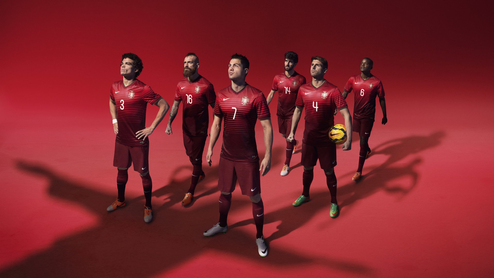 开云娱乐官网-球队分析：哪些球队有望冲击冠军，有没有球队全胜夺冠